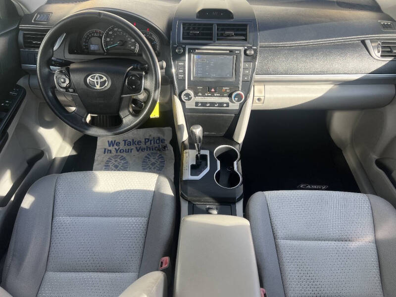 2012 Toyota Camry LE
