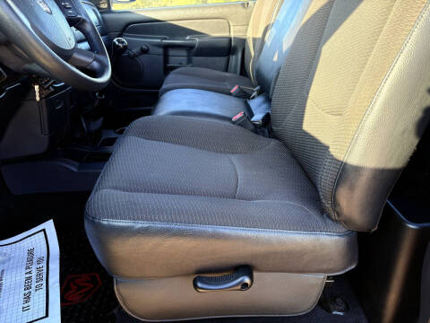 2004 Dodge Ram 1500 ST