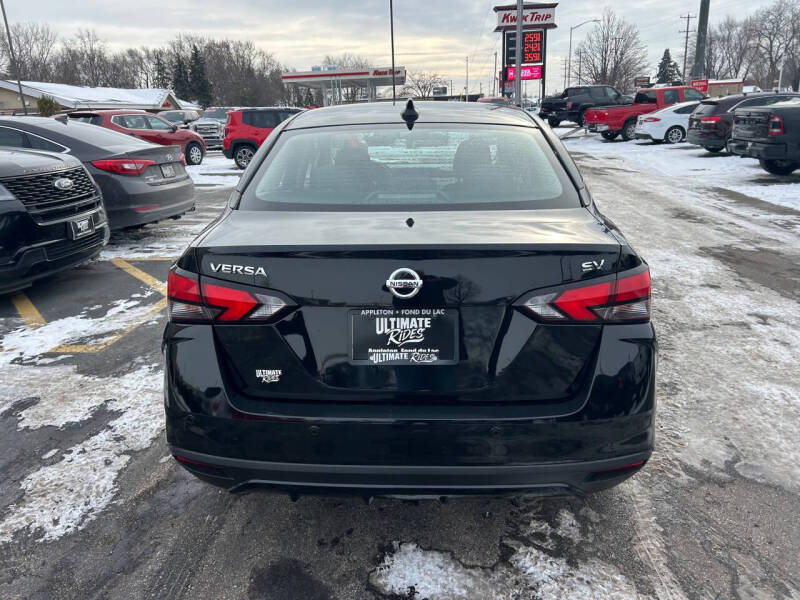 2021 Nissan Versa SV