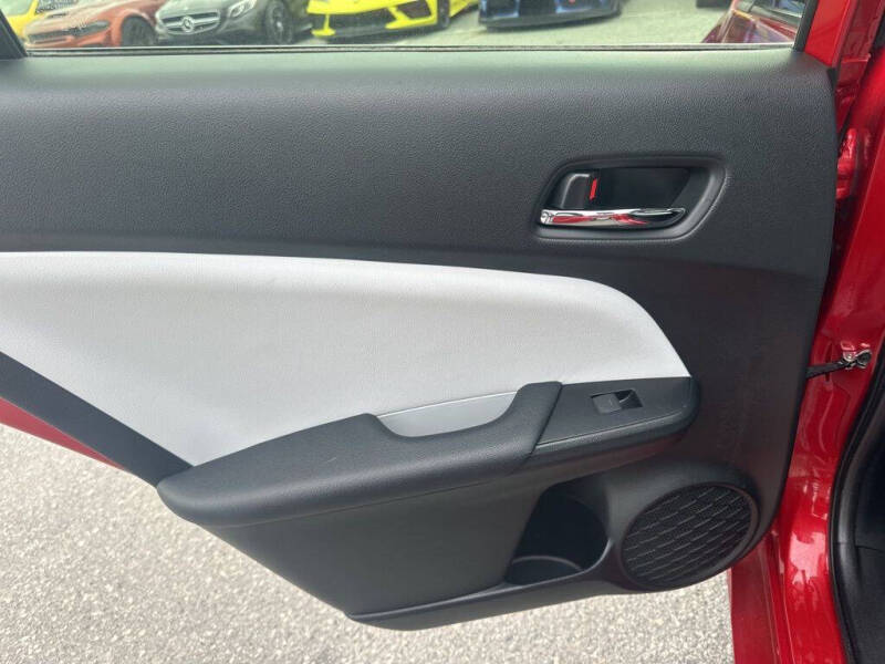 2022 Toyota Prius XLE