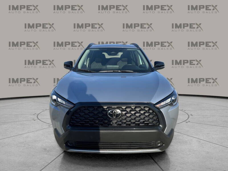 2025 Toyota Corolla Cross LE