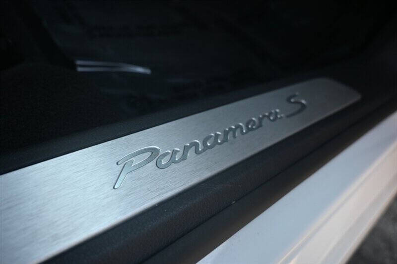 2013 Porsche Panamera S