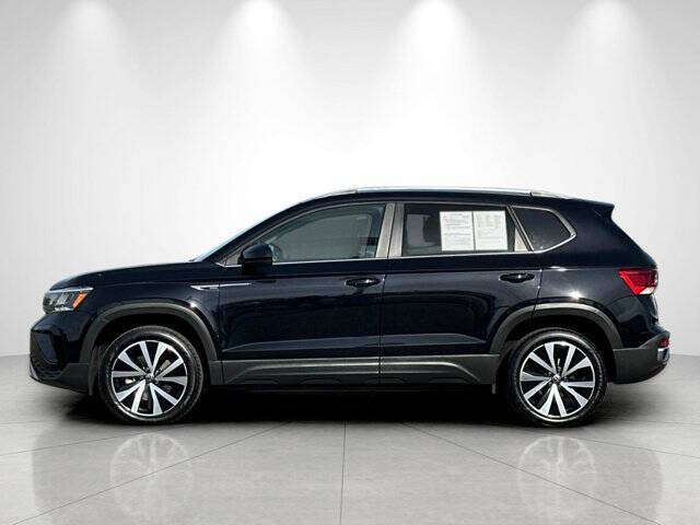 2024 Volkswagen Taos SE