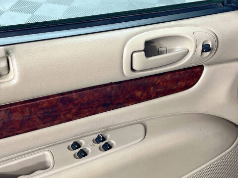 2002 Chrysler Sebring LXi