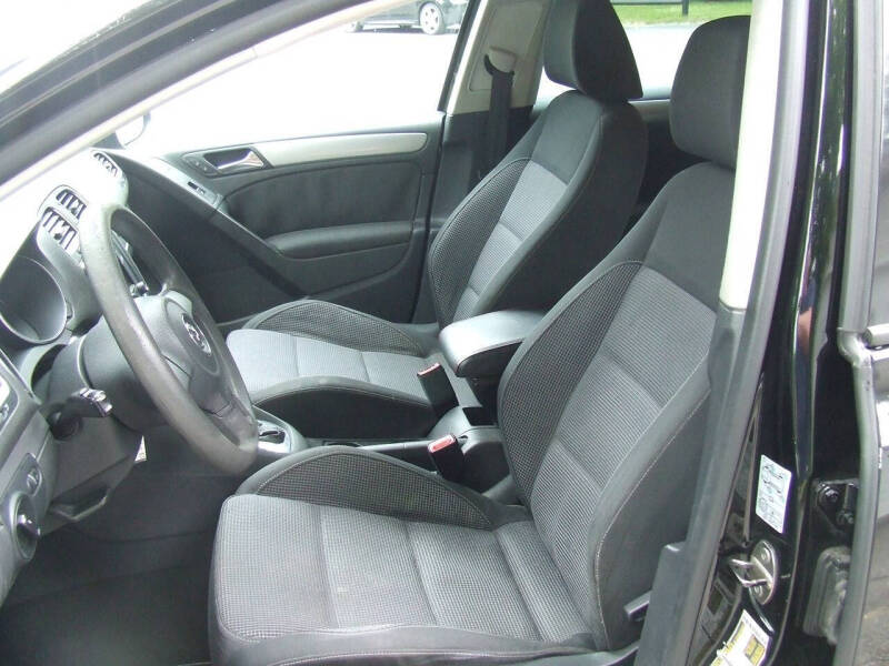 2011 Volkswagen Golf 2.5L PZEV