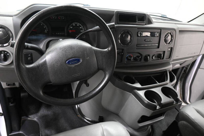 2014 Ford E-Series E-150