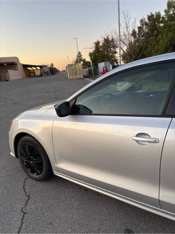 2015 Volkswagen Jetta