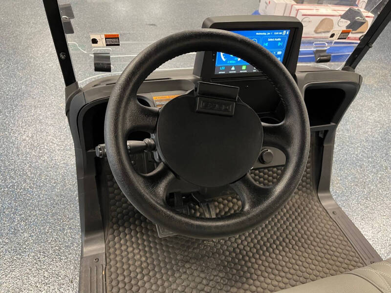 2026 E-Z-GO RXV