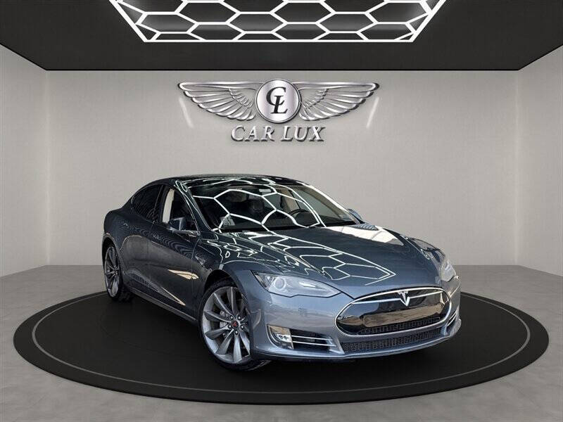 2014 Tesla Model S