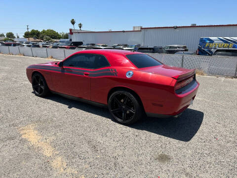 2012 Dodge Challenger R/T Plus