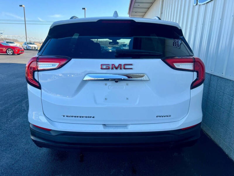 2022 GMC Terrain SLE