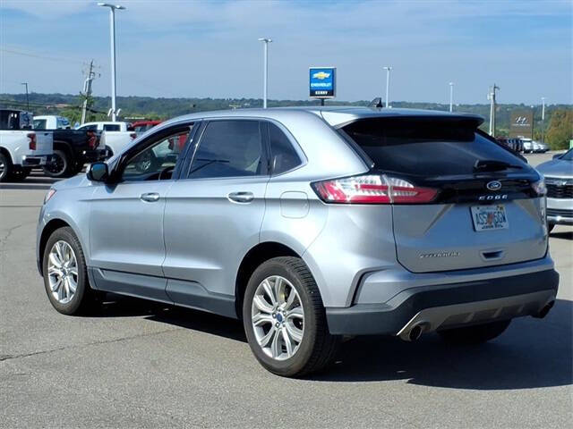 2022 Ford Edge Titanium