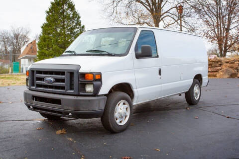 2009 Ford E-Series for sale at CROSSROAD MOTORS in Caseyville IL