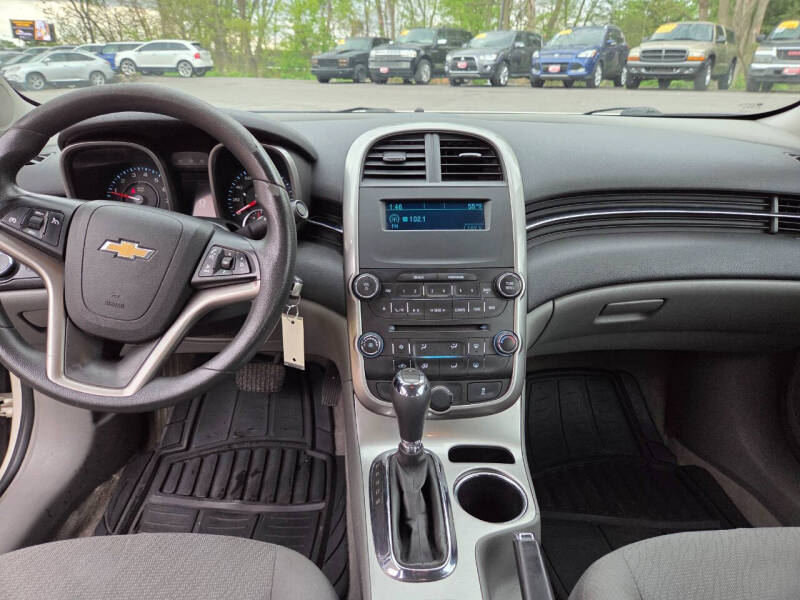 2015 Chevrolet Malibu LS