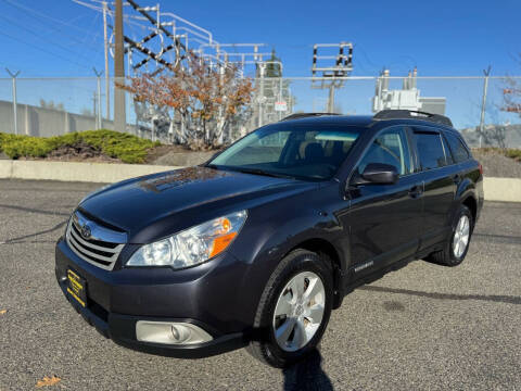 2010 Subaru Outback for sale at Bright Star Motors in Tacoma WA