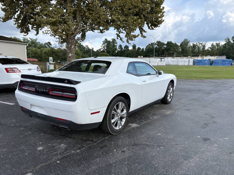 2023 Dodge Challenger SXT