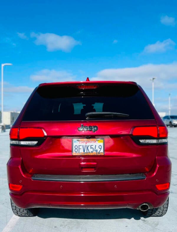 2018 Jeep Grand Cherokee Altitude photo 6