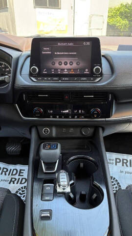 2021 Nissan Rogue SV