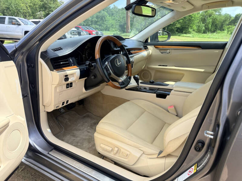 2013 Lexus ES 300h