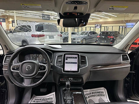 2019 Volvo XC90 T5 Momentum