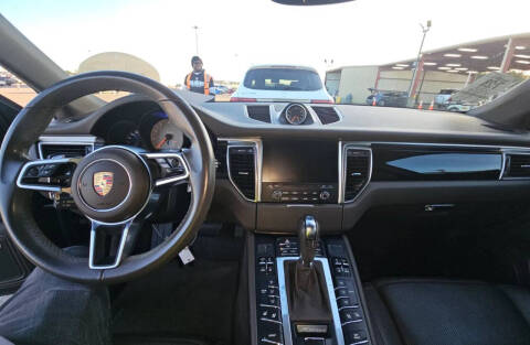 2018 Porsche Macan S