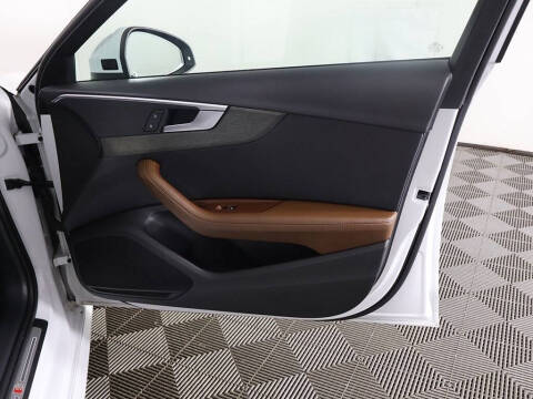 2019 Audi A4 quattro Premium Plus 45 TFSI