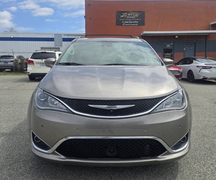 2018 Chrysler Pacifica Touring L Plus