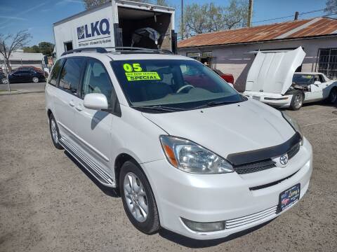 2004 Toyota Sienna for sale at Larry's Auto Sales Inc. in Fresno CA