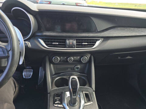 2024 Alfa Romeo Stelvio Sprint