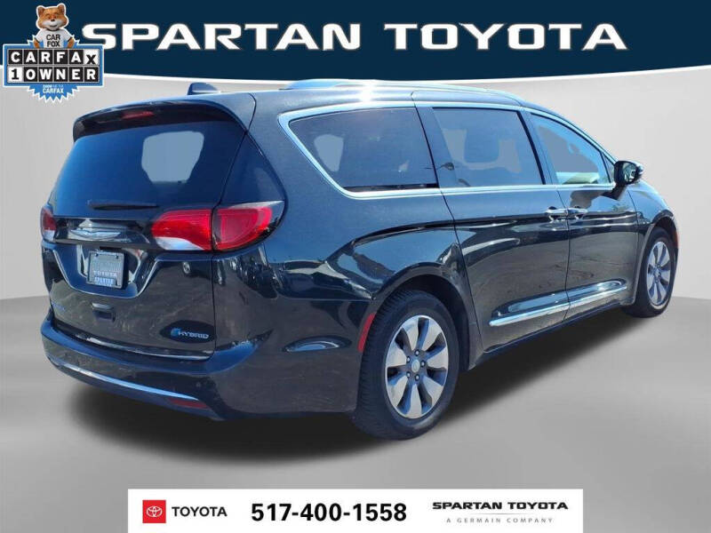 2018 Chrysler Pacifica Hybrid Limited