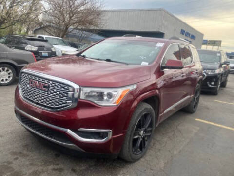 2017 GMC Acadia Denali