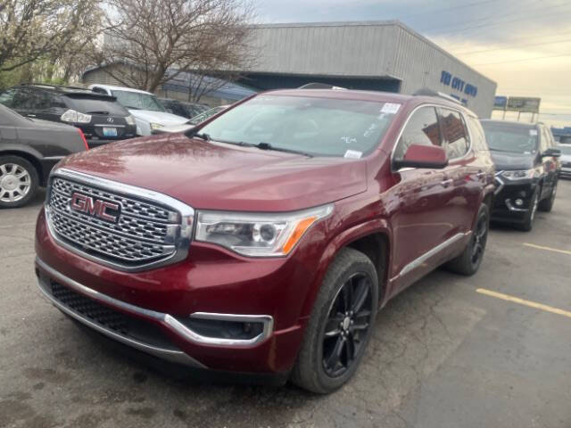 2017 GMC Acadia Denali