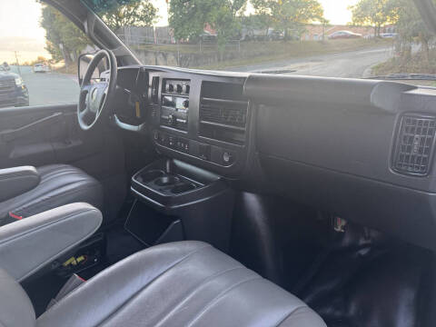 2019 GMC Savana 2500