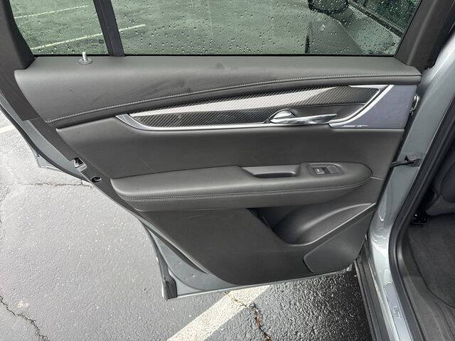 2024 Cadillac XT6 Sport