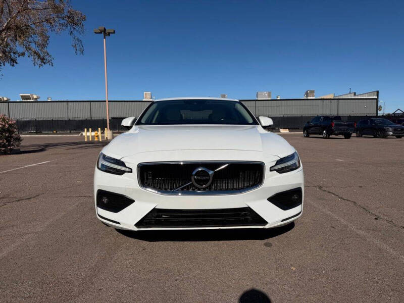 2021 Volvo S60 T5 Momentum