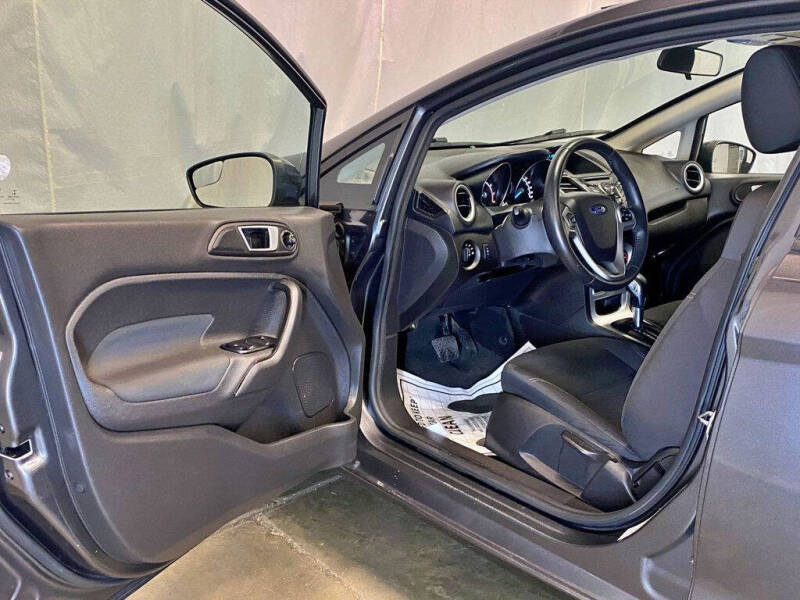 2016 Ford Fiesta SE