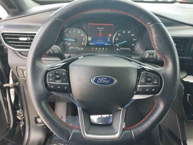 2023 Ford Explorer ST-Line
