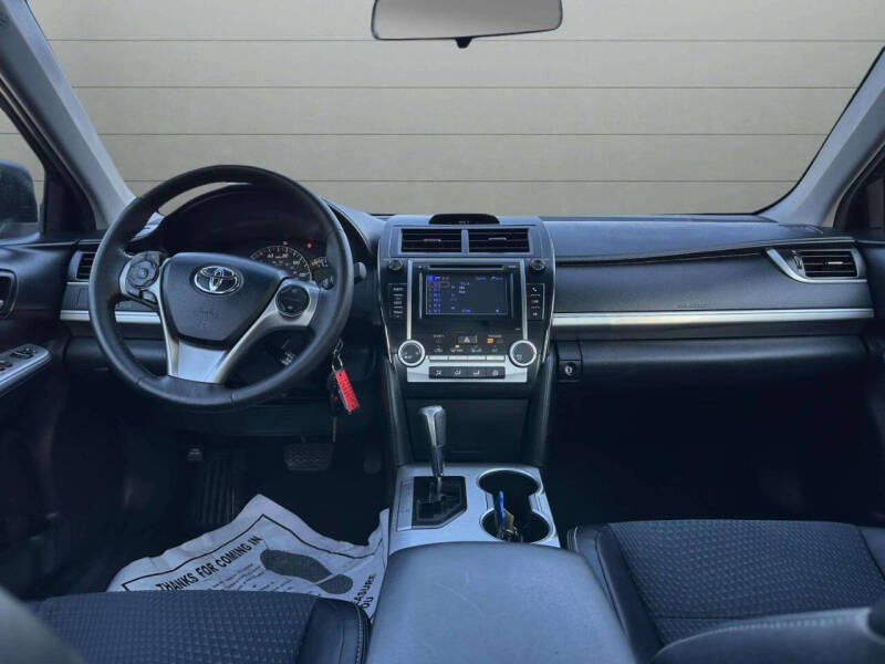 2012 Toyota Camry SE