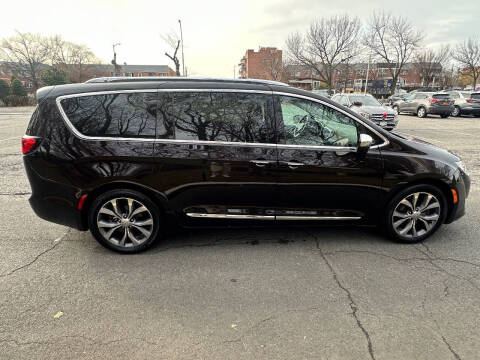 2017 Chrysler Pacifica Limited