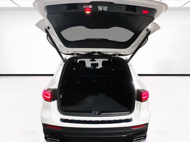 2023 Mercedes-Benz GLB GLB 250