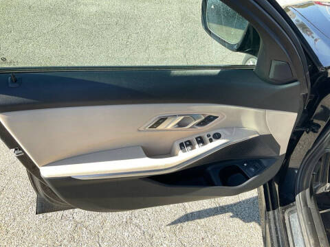 2023 BMW 3 Series 330e