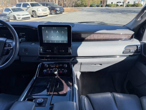 2018 Lincoln Navigator Select
