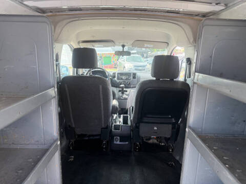 2017 Nissan NV200 SV