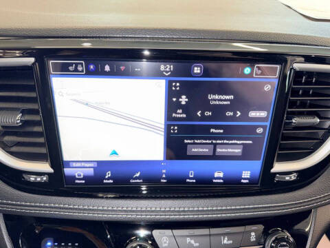 2027 Chrysler Pacifica Select