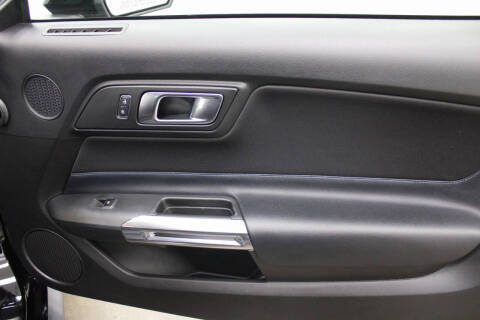 2021 Ford Mustang EcoBoost