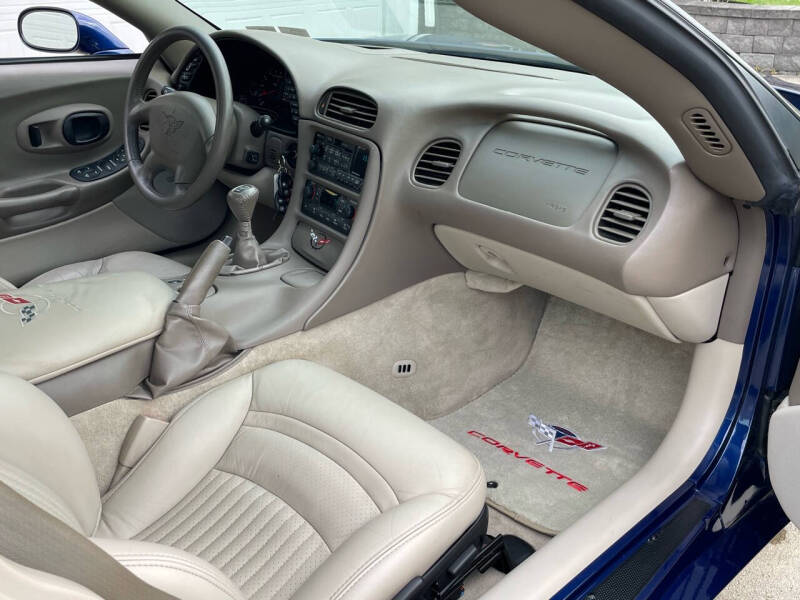 2004 Chevrolet Corvette