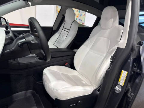 2023 Tesla Model Y Long Range