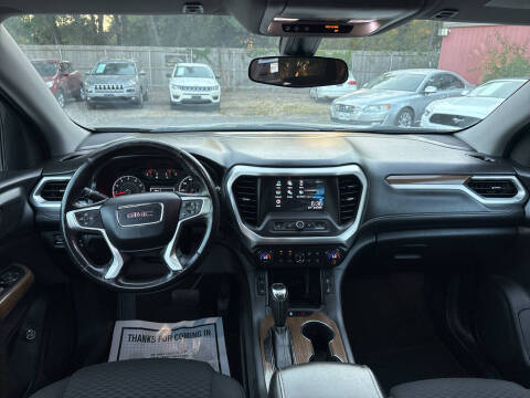 2017 GMC Acadia SLE-2