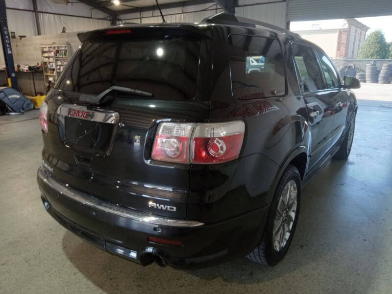 2011 GMC Acadia Denali