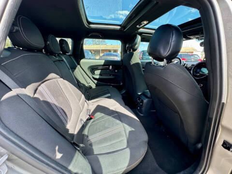 2017 MINI Clubman Cooper